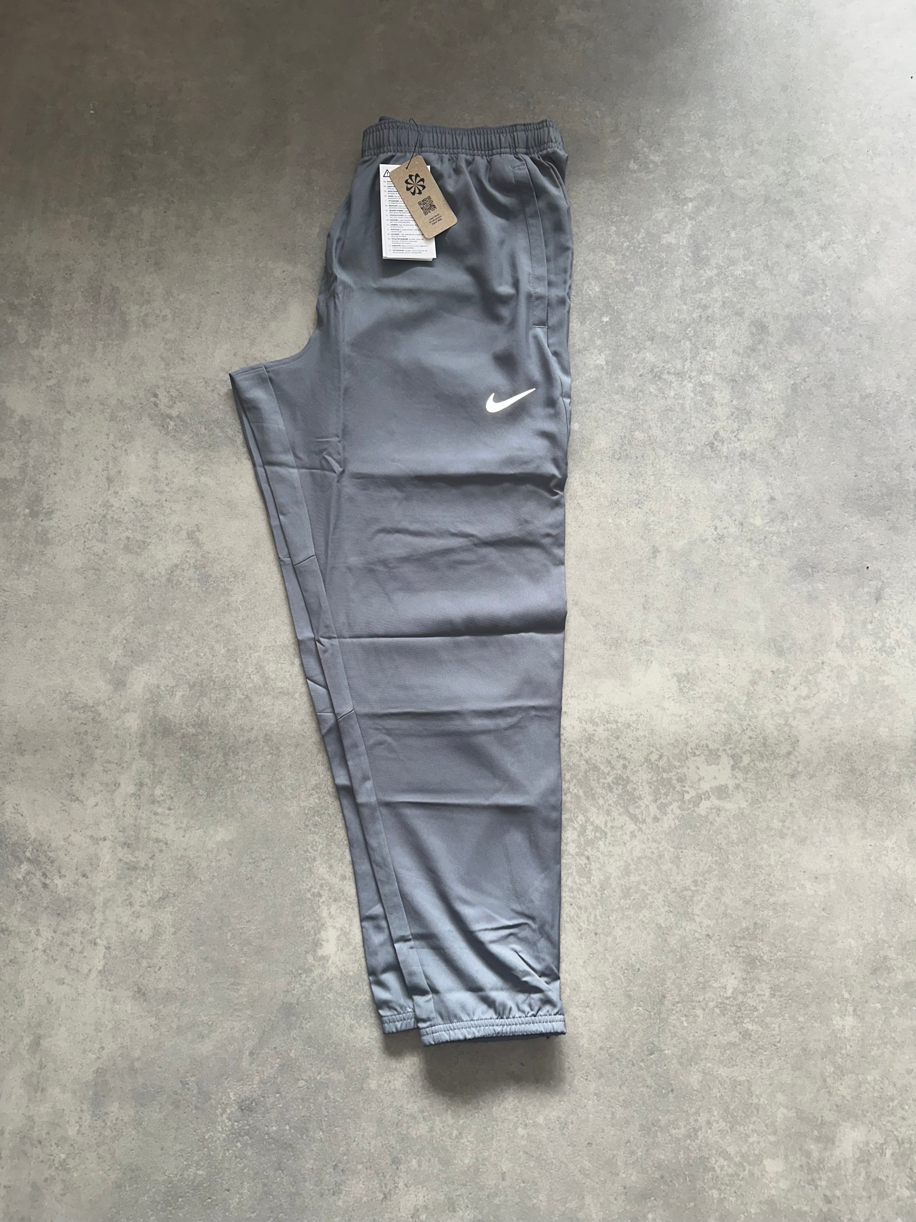 Nike challenger pants - grey