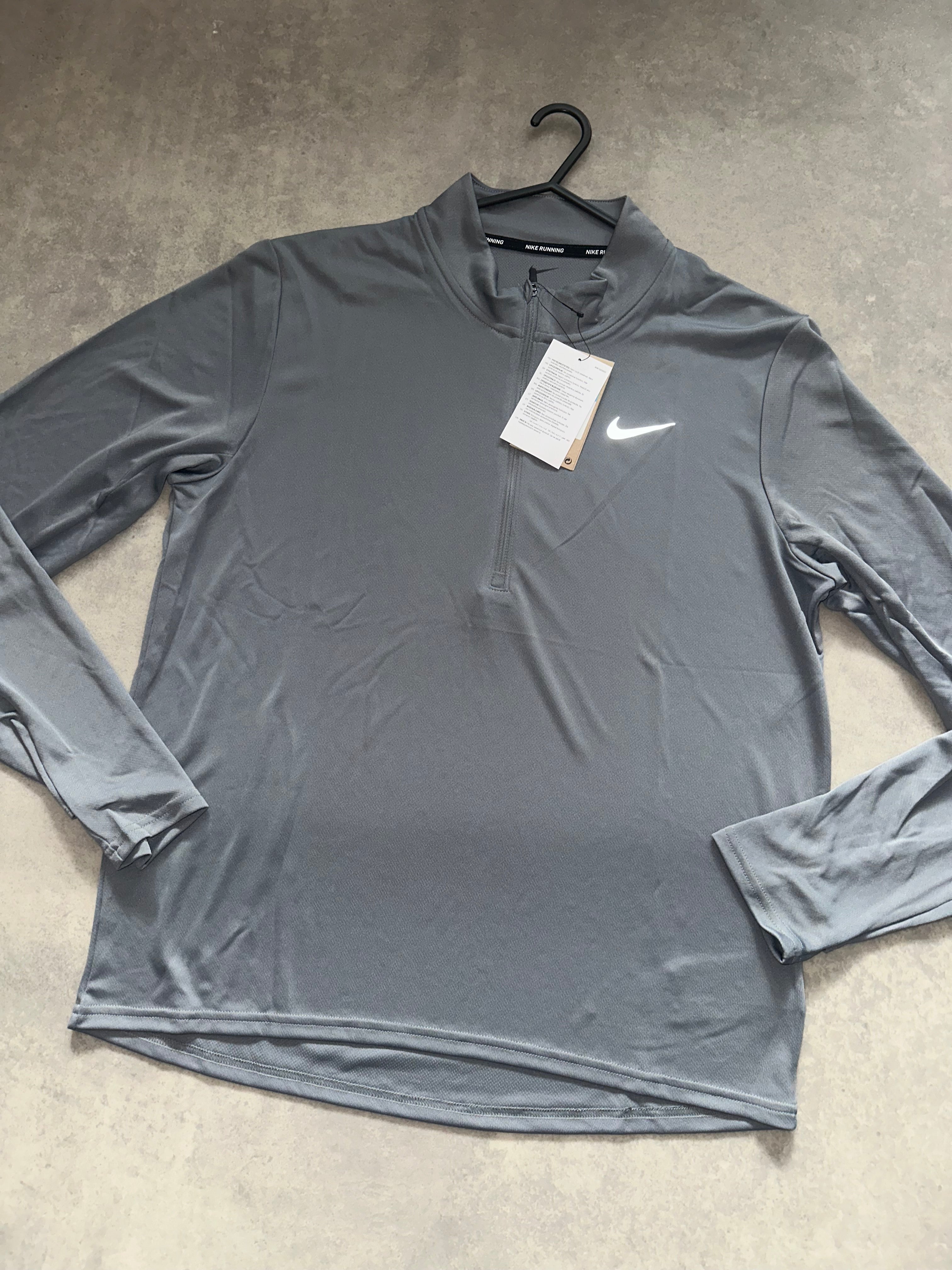 Nike 1/4 zip - grey