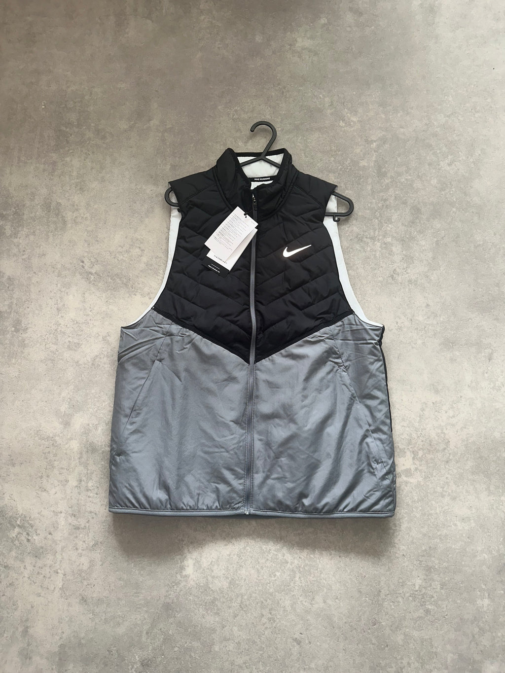 Nike running gilet - black