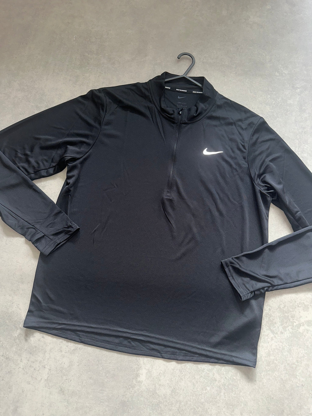 Nike 1/4 zip - black